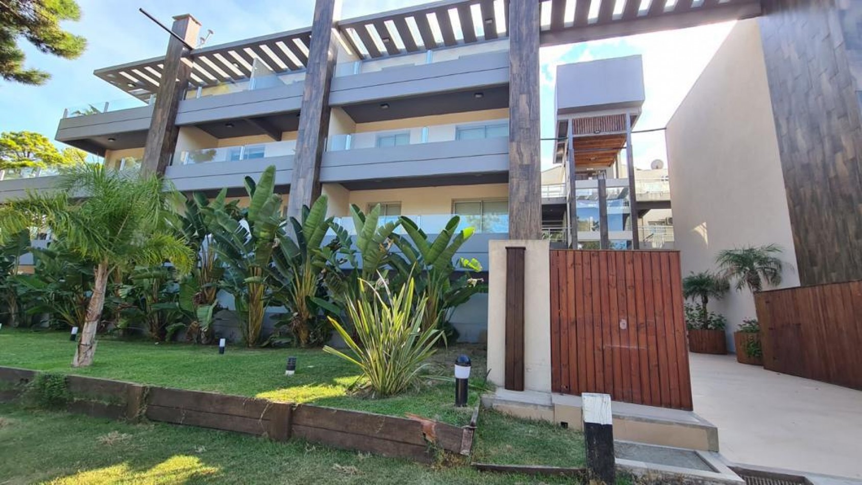 VENTA DEPARTAMENTO PINAMAR