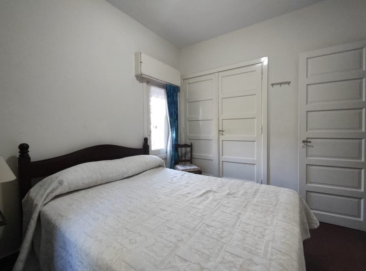 Casa en lote comercial Pinamar